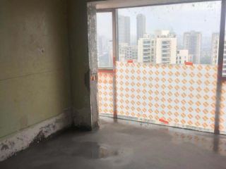 地砖铺贴及地面找平施作