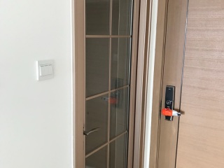 成品门及墙纸铺贴