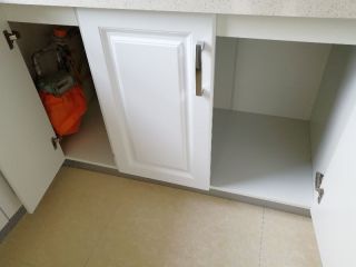 集成吊顶及橱柜柜体安装