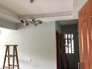 成品门及墙纸铺贴