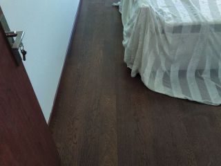 实木复合地板铺设