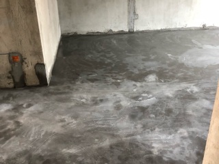 地砖铺贴及地面找平施作