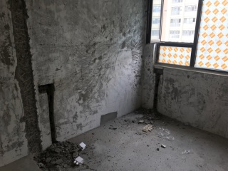 水、电管开槽施工
