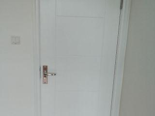 成品门及墙纸铺贴
