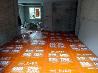 地砖铺贴及地面找平施作