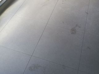 地砖铺贴及地面找平施作