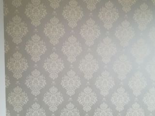 墙、顶面乳胶漆及墙纸铺贴