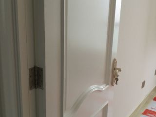 成品门及墙纸铺贴