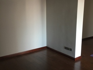 地砖铺贴及地面找平施作