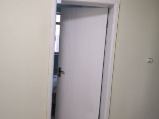 成品门及墙纸铺贴