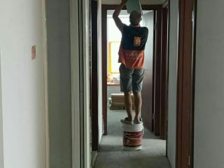 墙、顶面腻子批嵌