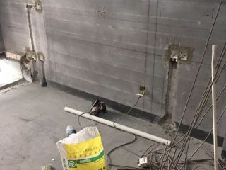 水、电管开槽施工