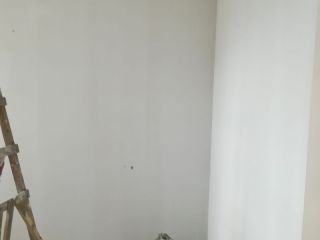 墙、顶面腻子批嵌