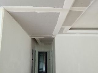 墙、顶面腻子批嵌