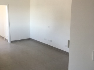 墙、顶面腻子批嵌
