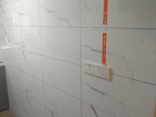 墙、顶面腻子批嵌