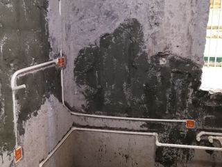 水、电管开槽施作