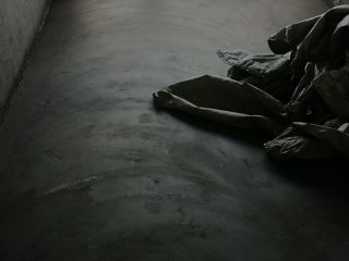 地砖铺贴及地面找平施作
