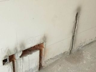 水、电管开槽施作