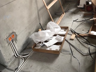 水、电管开槽施作