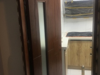 成品门及墙纸铺贴