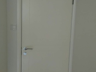 成品门及墙纸铺贴