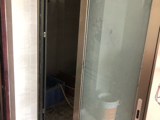 成品门及墙纸铺贴