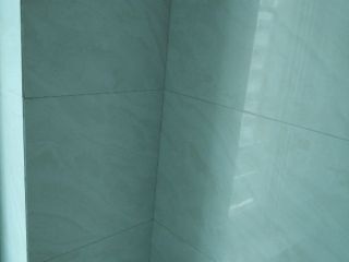 厨房、卫生间墙砖施作