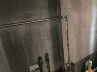 水、电管开槽施作