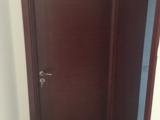 成品门及墙纸铺贴