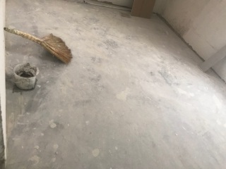 地砖铺贴及地面找平施作