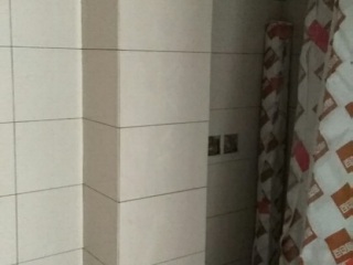 厨房、卫生间墙砖施作