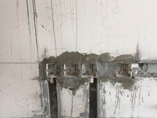 水、电管开槽施作