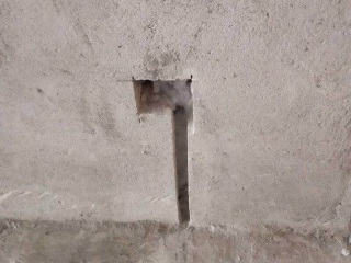 水、电管开槽施作