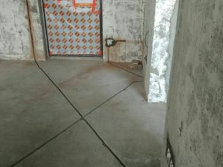 水、电管开槽施工