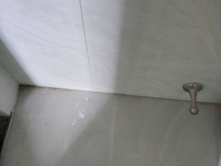 地砖铺贴及地面找平施作