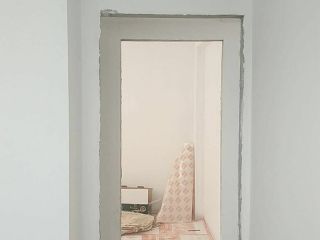 成品门及墙纸铺贴