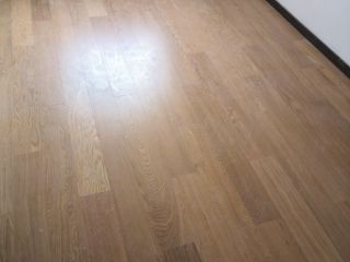 实木复合地板铺设