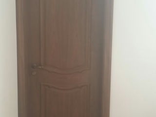 成品门及墙纸铺贴