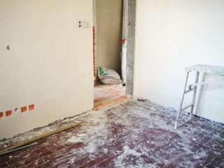 墙、顶面腻子批嵌