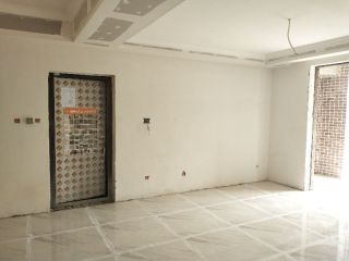地砖铺贴及地面找平施作