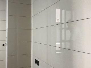 厨房、卫生间墙砖施作