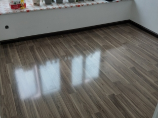 木地板铺设