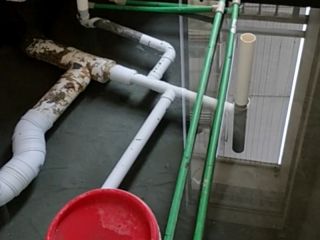 水、电管开槽施作