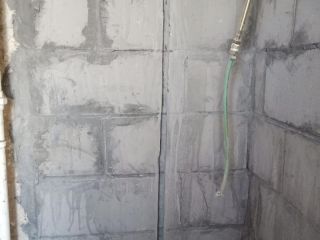 水、电管开槽施作
