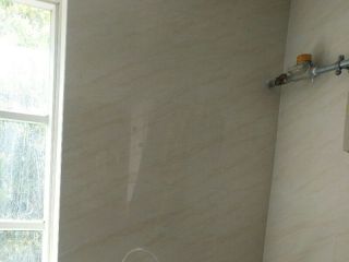 厨房、卫生间墙砖施作