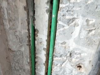 水、电管开槽施工