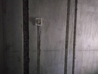 水、电管开槽施工