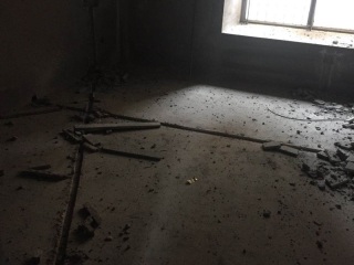 水、电管开槽施工