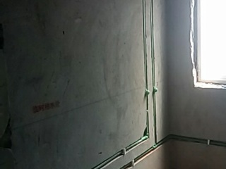 水、电管开槽施工